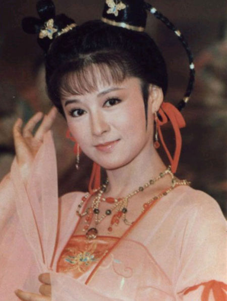 一代女皇武则天电视剧,重磅推出一代女皇武则天电视剧的高科技产品——领略科技魅力，体验非凡武则天时代！